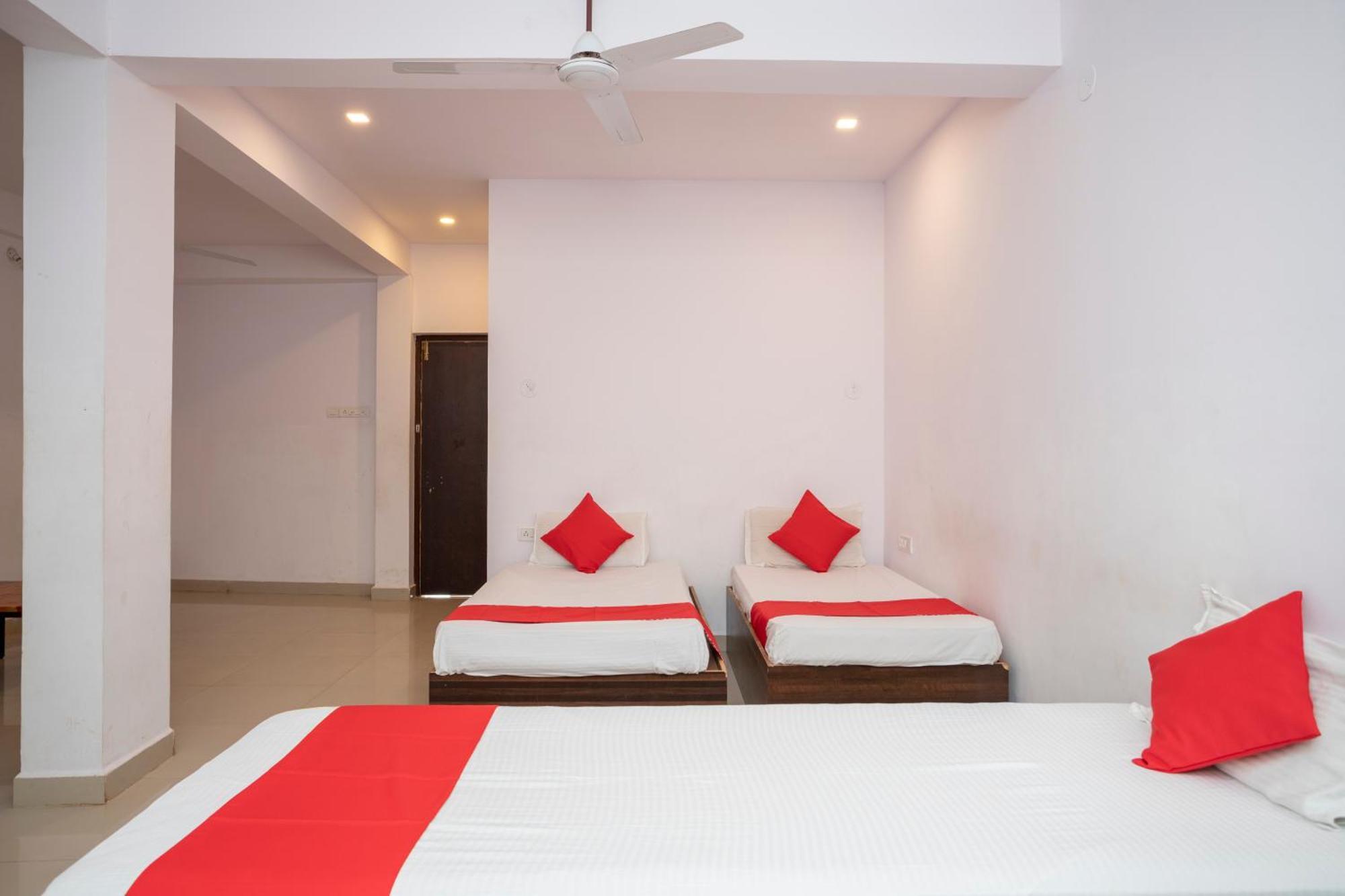 Down Da Goa Village Marmagao Bagian luar foto